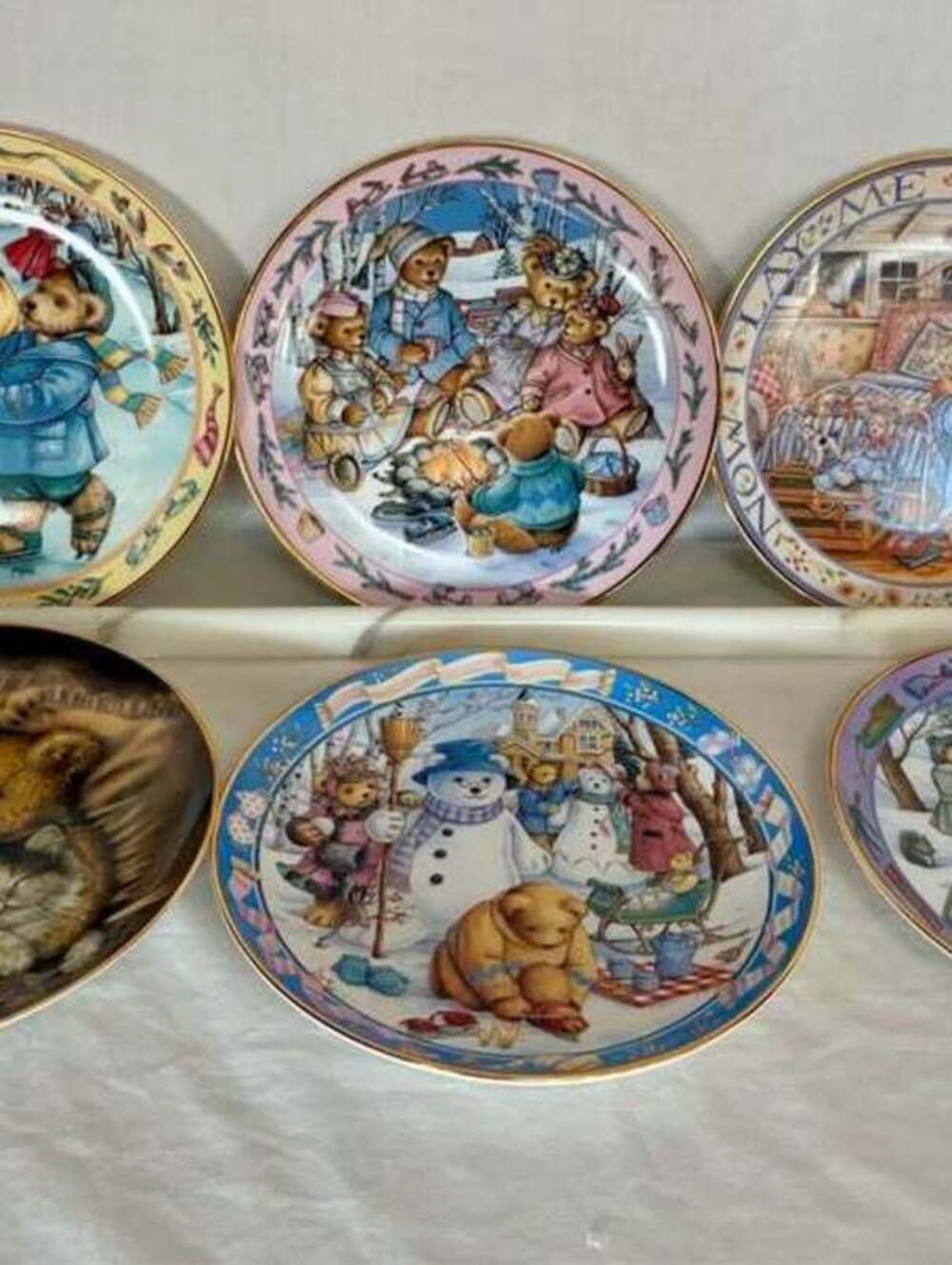 Franklin Mint "Heirloom Collection" Teddy Bear Plates - 8" LOT OF 6